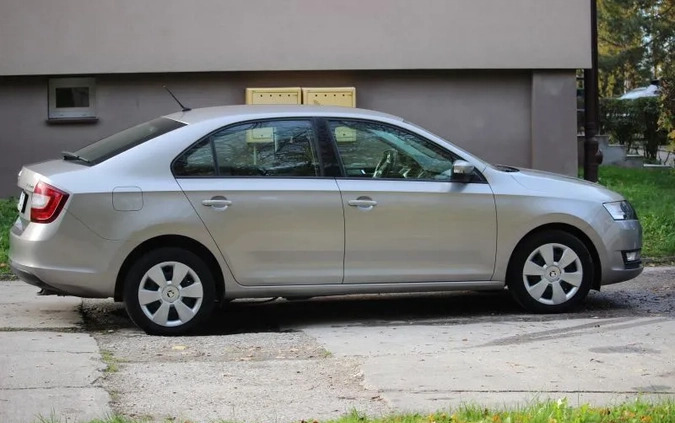 Skoda RAPID cena 39500 przebieg: 115000, rok produkcji 2017 z Brzozów małe 67